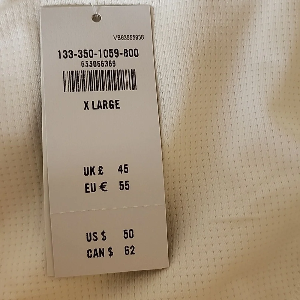 Abercrombie Fitch Yellow Short with Pocket Brand New